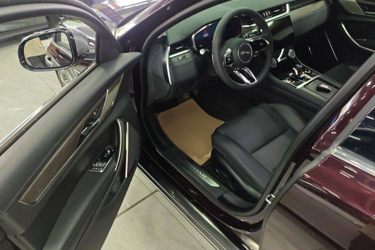 Used Jaguar XFL 2021 XFL 2.0T P200 Two-Wheel-Drive Elite Luxury Edition Driver Seat