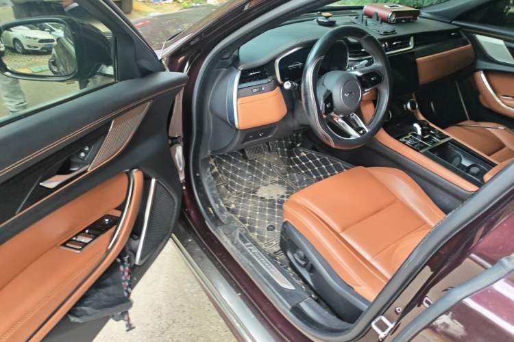 Used Jaguar XFL 2021 XFL 2.0T P250 Two-Wheel-Drive Elite Sport Edition Driver Seat
