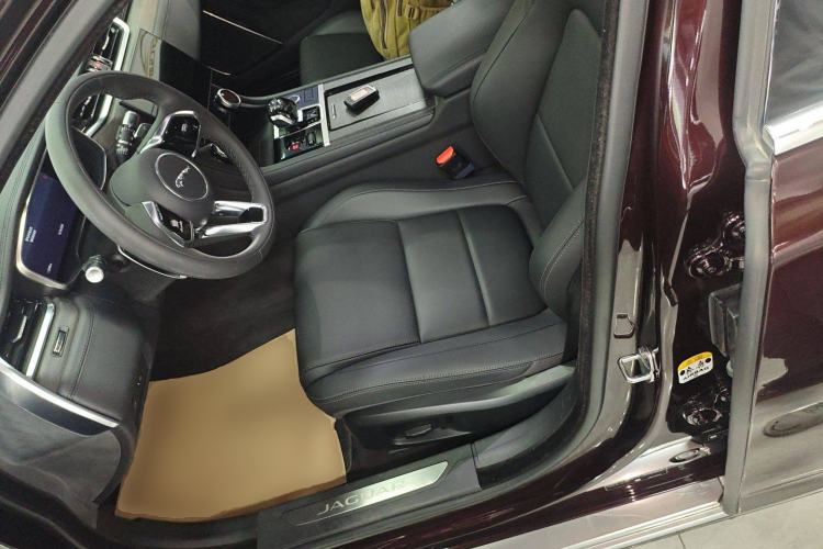 Used Jaguar XFL 2021 XFL 2.0T P200 Two-Wheel-Drive Elite Luxury Edition Left Front Seat