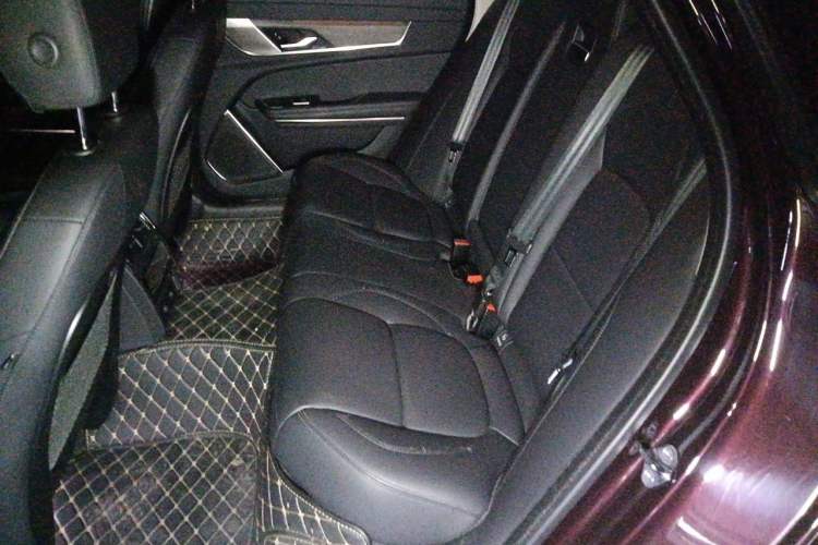 Used Jaguar XFL 2021 XFL 2.0T P200 Two-Wheel-Drive Elite Luxury Edition Left Rear Seat