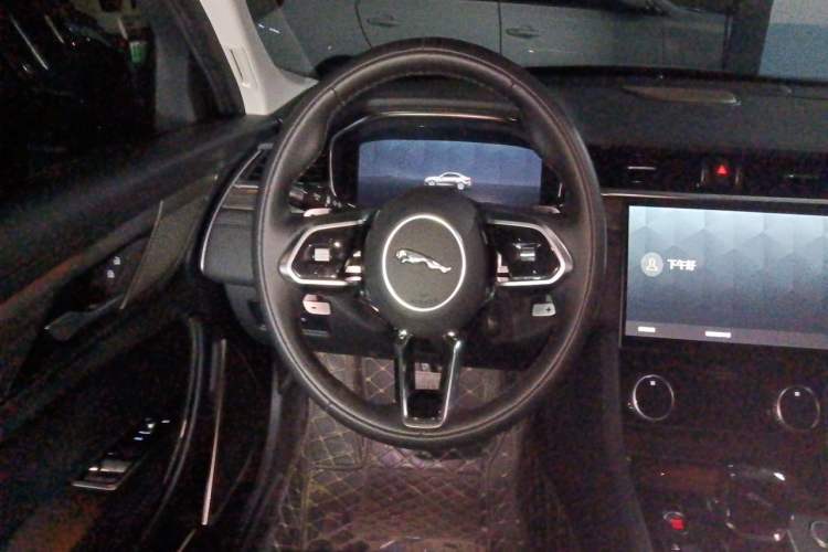 Used Jaguar XFL 2021 XFL 2.0T P200 Two-Wheel-Drive Elite Luxury Edition Steering Wheel