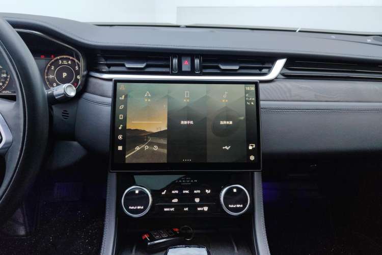Used Jaguar XFL 2021 XFL 2.0T P250 Two-Wheel-Drive Luxury Deluxe Edition Audio And AC Panel
