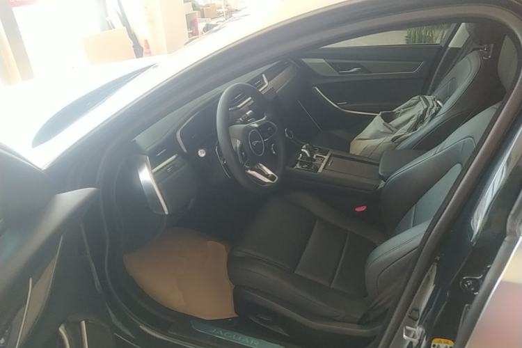 Used Jaguar XFL 2021 XFL 2.0T P200 Two-Wheel-Drive Elite Luxury Edition Driver Seat