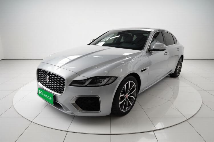 Used Jaguar XFL 2021 XFL 2.0T P200 Two-Wheel-Drive Elite Luxury Edition Guazi used car, China used car export, Used car for sale, Used Jaguar cars, Cheapest cars for sale