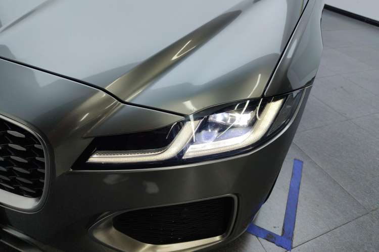 Used Jaguar XFL 2021 XFL 2.0T P250 Two-Wheel-Drive Luxury Deluxe Edition Left Front Headlight