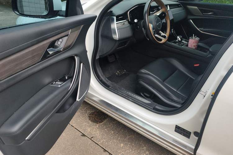 Used Jaguar XFL 2021 XFL 2.0T P200 Two-Wheel-Drive Elite Luxury Edition Driver Seat