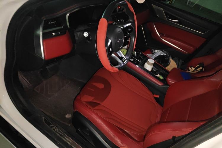 Used Jaguar XFL 2021 XFL 2.0T P250 All-Wheel-Drive Shimmering Black Sport Edition Driver Seat