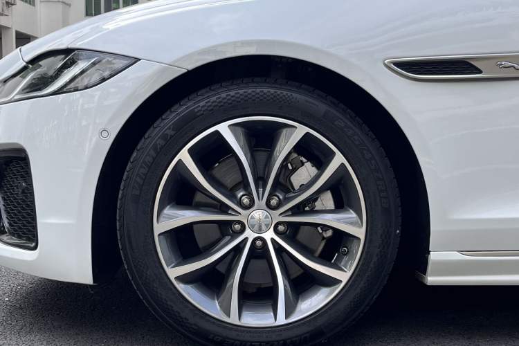 Used Jaguar XFL 2021 XFL 2.0T P250 Two-Wheel-Drive Elite Sport Edition Exterior 3