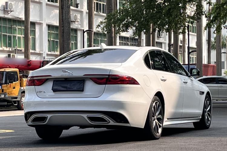 Used Jaguar XFL 2021 XFL 2.0T P250 Two-Wheel-Drive Elite Sport Edition Exterior 4