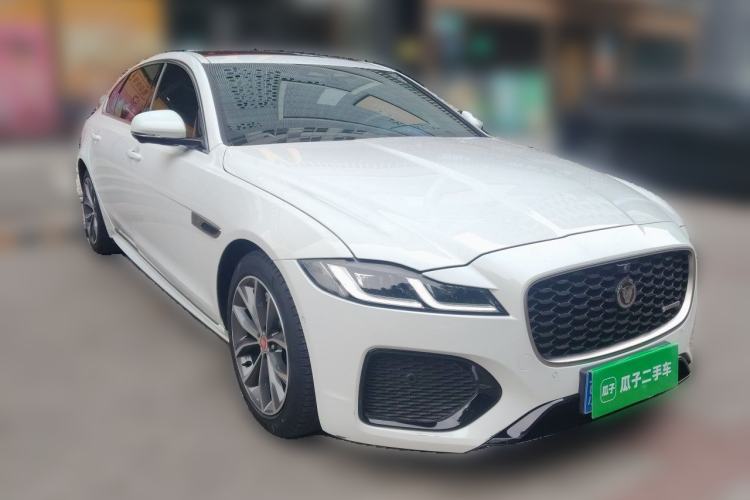 Used Jaguar XFL 2021 XFL 2.0T P250 Two-Wheel-Drive Elite Sport Edition Front Right 45 Deg
