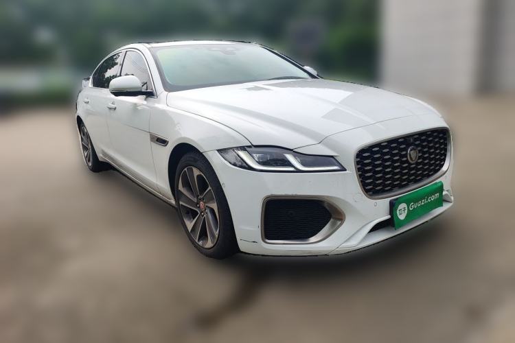 Used Jaguar XFL 2021 XFL 2.0T P200 Two-Wheel-Drive Elite Luxury Edition Front Right 45 Deg