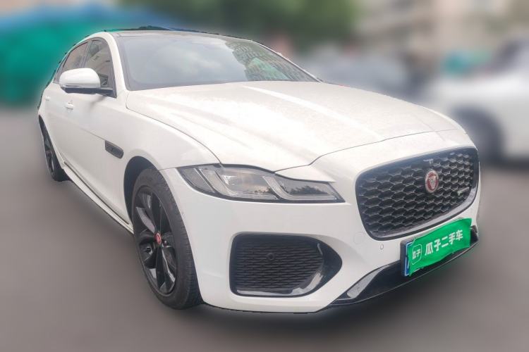 Used Jaguar XFL 2021 XFL 2.0T P250 All-Wheel-Drive Shimmering Black Sport Edition Front Right 45 Deg