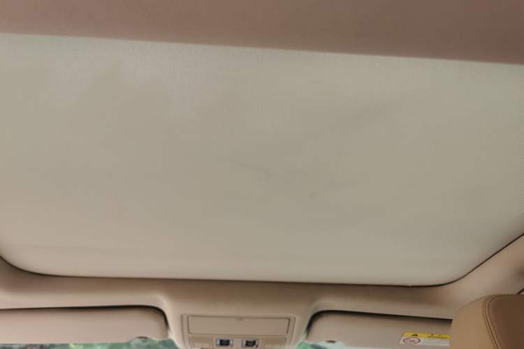 Used Jaguar XFL 2021 XFL 2.0T P250 Two-Wheel-Drive Luxury Deluxe Edition Headliner
