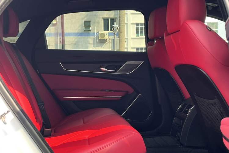Used Jaguar XFL 2021 XFL 2.0T P250 Two-Wheel-Drive Elite Sport Edition Interior 3