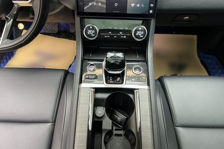 Used Jaguar XFL 2021 XFL 2.0T P200 Two-Wheel-Drive Elite Luxury Edition Interior 4