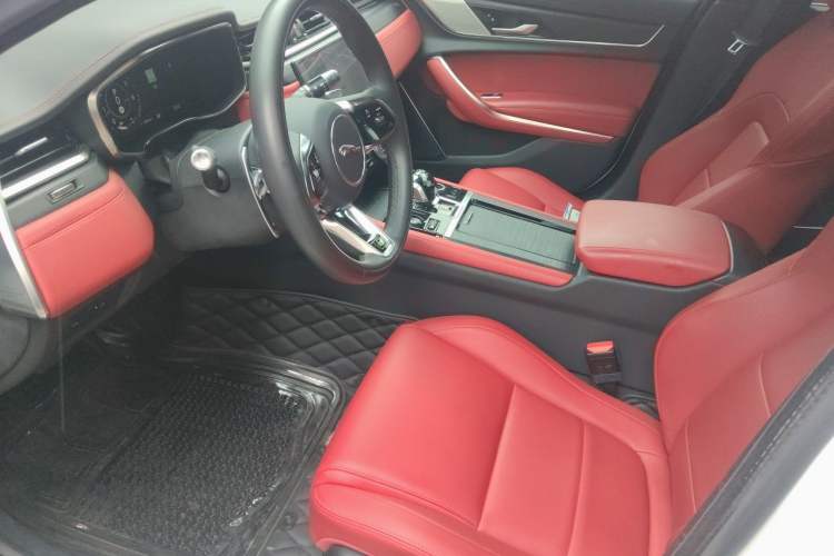Used Jaguar XFL 2021 XFL 2.0T P250 Two-Wheel-Drive Elite Sport Edition Left Front Seat