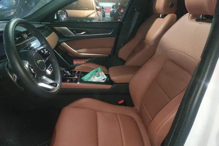 Used Jaguar XFL 2021 XFL 2.0T P250 All-Wheel-Drive Shimmering Black Sport Edition Left Front Seat