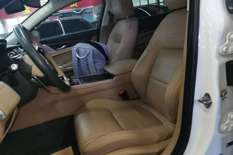 Used Jaguar XFL 2021 XFL 2.0T P250 Two-Wheel-Drive Luxury Deluxe Edition Left Front Seat
