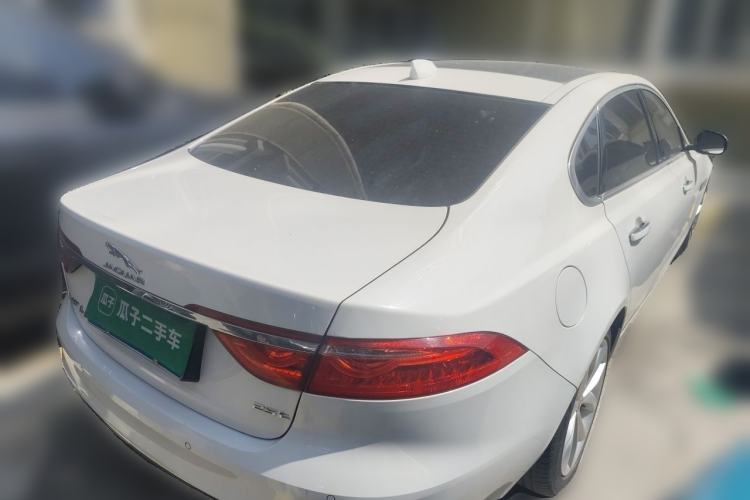 Used Jaguar XFL 2021 XFL 2.0T P250 Two-Wheel-Drive Luxury Deluxe Edition Rear Right 45 Deg