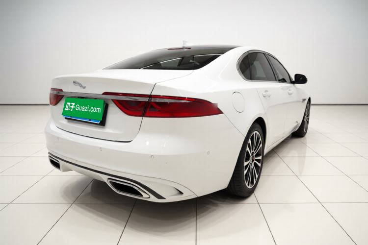 Used Jaguar XFL 2021 XFL 2.0T P250 Two-Wheel-Drive Luxury Deluxe Edition Rear Right 45 Deg