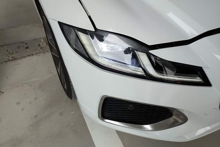 Used Jaguar XFL 2021 XFL 2.0T P200 Two-Wheel-Drive Elite Luxury Edition Right Front Headlight