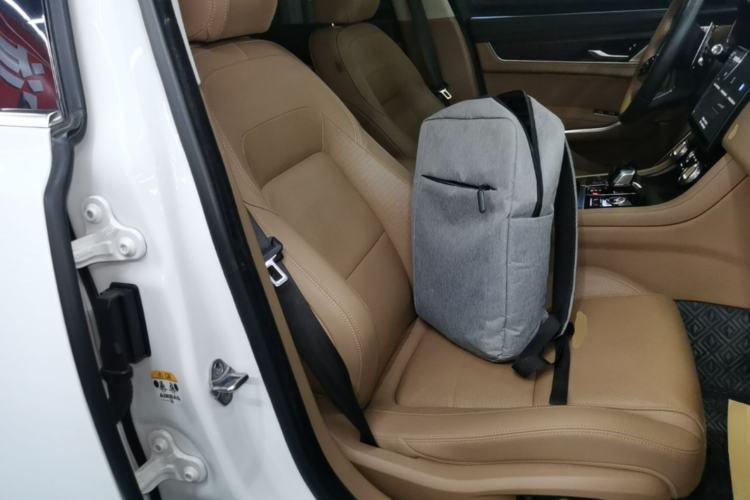 Used Jaguar XFL 2021 XFL 2.0T P250 Two-Wheel-Drive Luxury Deluxe Edition Right Front Seat