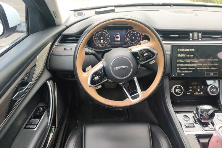 Used Jaguar XFL 2021 XFL 2.0T P200 Two-Wheel-Drive Elite Luxury Edition Steering Wheel