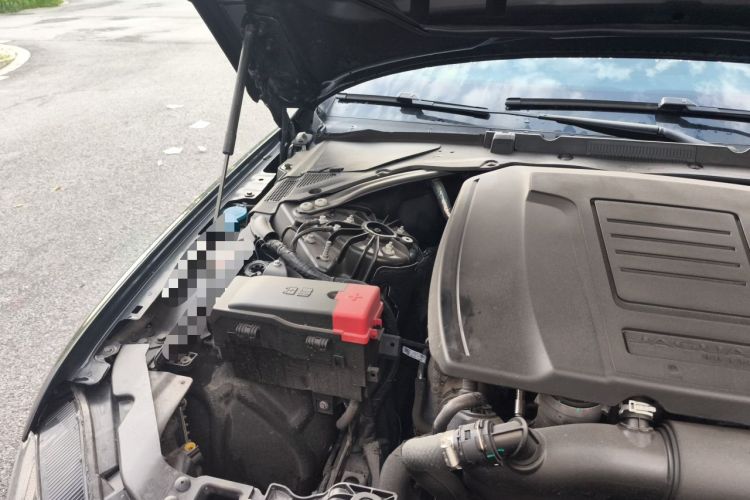 Used Jaguar XFL 2022 XFL 2.0T P250 Two-Wheel-Drive Prestige Luxury Edition Engine Bay Right