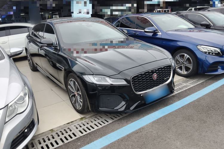 Used Jaguar XFL 2022 XFL 2.0T P250 Two-Wheel-Drive Elite Sport Edition Front Right 45 Deg