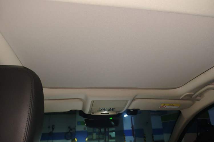 Used Jaguar XFL 2022 XFL 2.0T P200 Two-Wheel-Drive Elite Luxury Edition Headliner