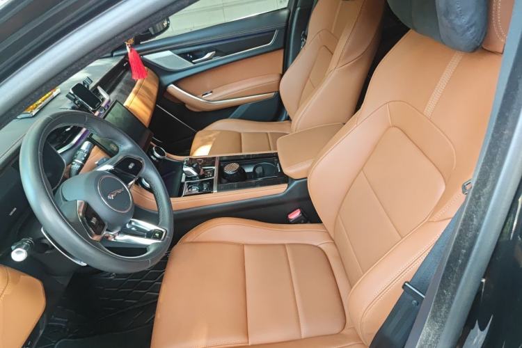 Used Jaguar XFL 2022 XFL 2.0T P250 Two-Wheel-Drive Elite Sport Edition Left Front Seat