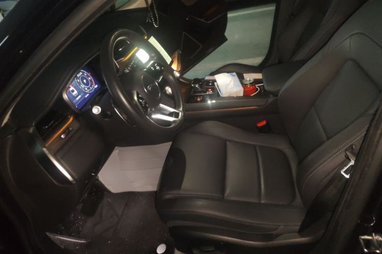 Used Jaguar XFL 2022 XFL 2.0T P200 Two-Wheel-Drive Elite Luxury Edition Left Front Seat
