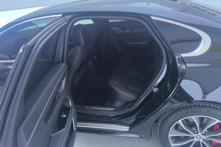 Used Jaguar XFL 2022 XFL 2.0T P250 Two-Wheel-Drive Elite Sport Edition Left Rear Seat