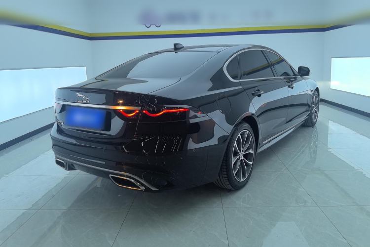 Used Jaguar XFL 2022 XFL 2.0T P250 Two-Wheel-Drive Elite Sport Edition Rear Right 45 Deg