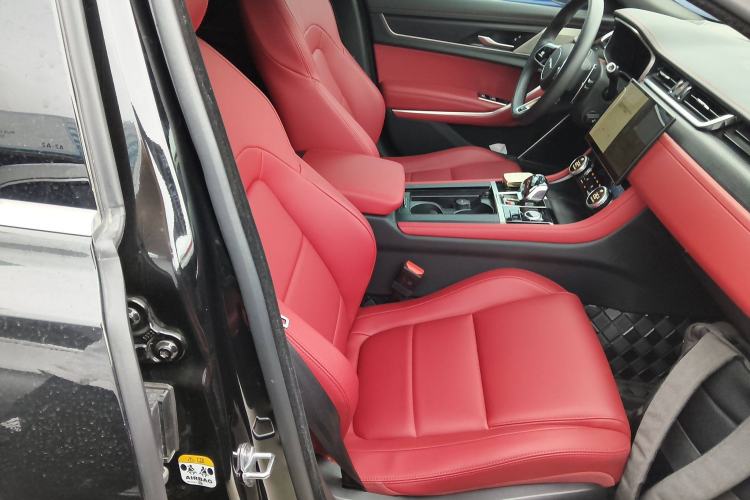 Used Jaguar XFL 2022 XFL 2.0T P250 Two-Wheel-Drive Elite Sport Edition Right Front Seat