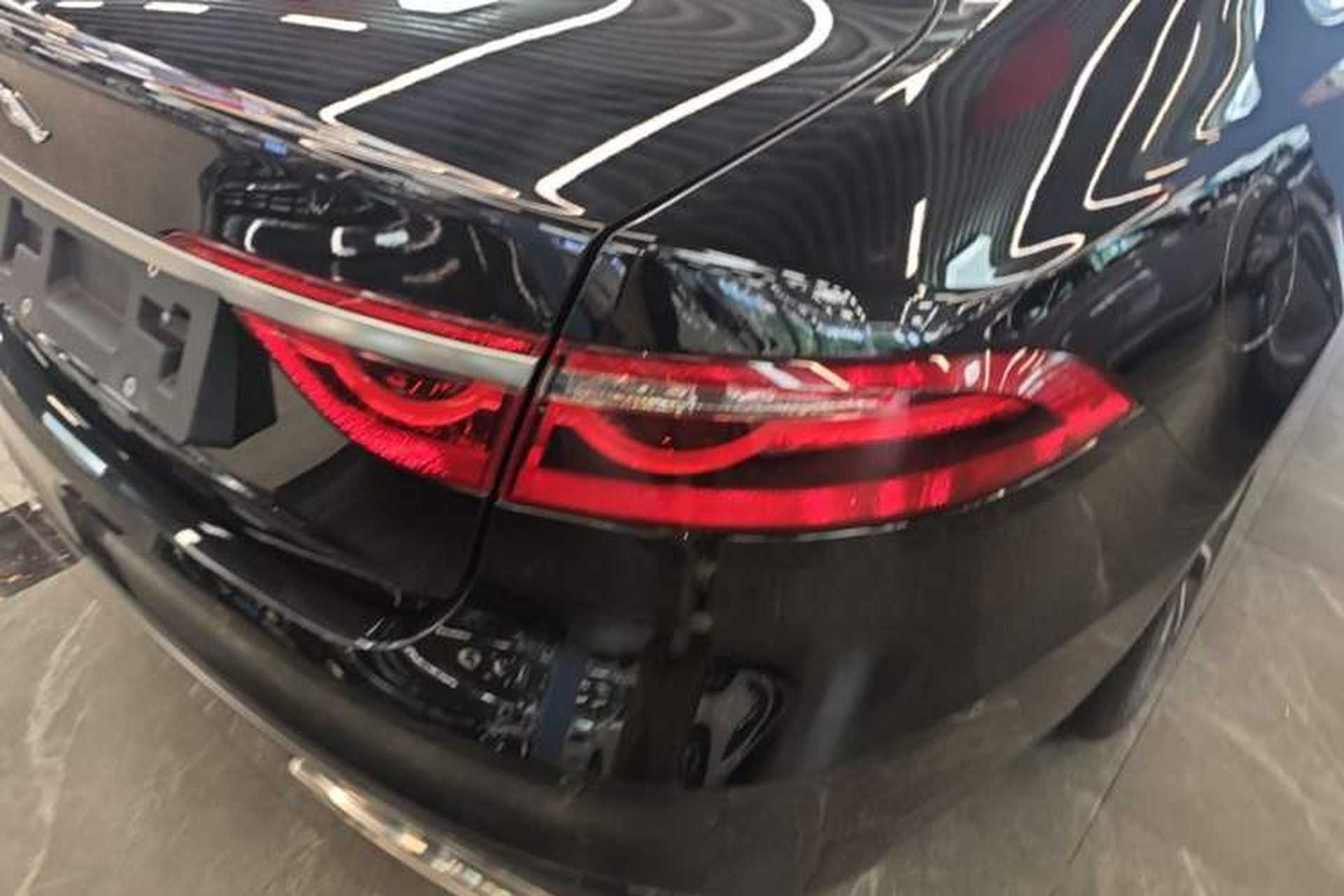Used Jaguar XFL 2022 XFL 2.0T P250 Two-Wheel-Drive Elite Sport Edition Right Rear Taillight