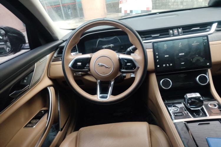 Used Jaguar XFL 2022 XFL 2.0T P250 Two-Wheel-Drive Prestige Luxury Edition Steering Wheel