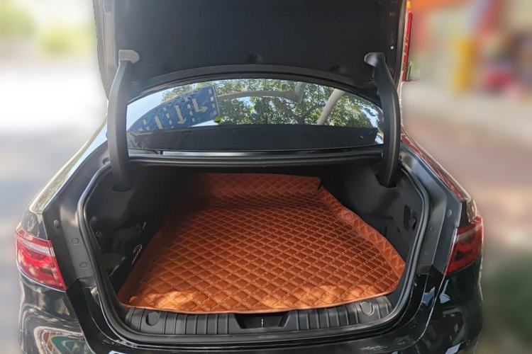 Used Jaguar XFL 2022 XFL 2.0T P250 Two-Wheel-Drive Elite Sport Edition Trunk