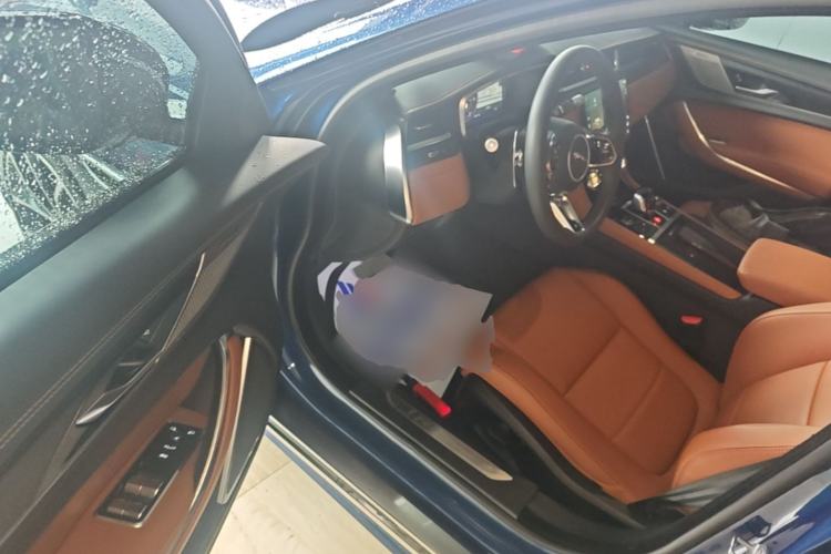 Used Jaguar XFL 2022 XFL 2.0T P250 Two-Wheel-Drive Elite Sport Edition Driver Seat