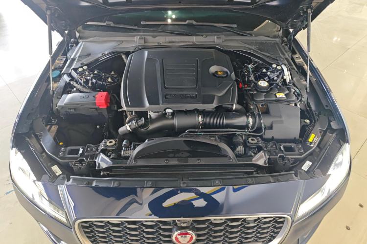 Used Jaguar XFL 2022 XFL 2.0T P250 Two-Wheel-Drive Elite Sport Edition Engine Bay
