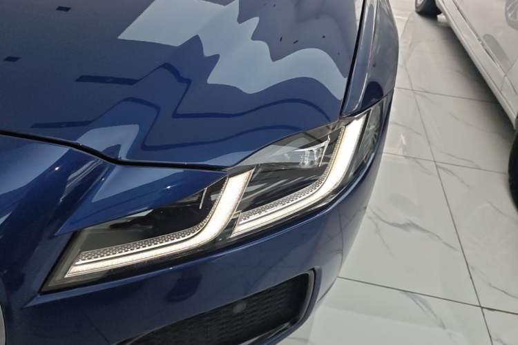 Used Jaguar XFL 2022 XFL 2.0T P250 Two-Wheel-Drive Elite Sport Edition Left Front Headlight