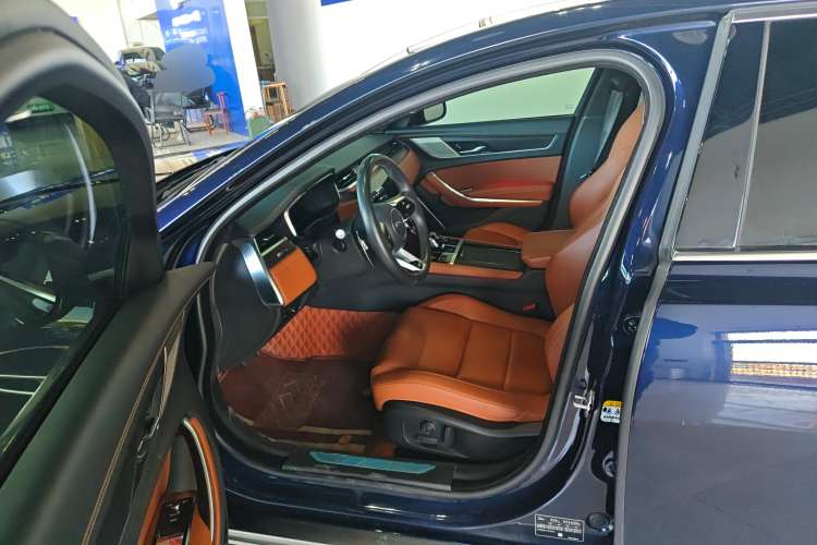 Used Jaguar XFL 2022 XFL 2.0T P250 Two-Wheel-Drive Elite Sport Edition Left Front Seat