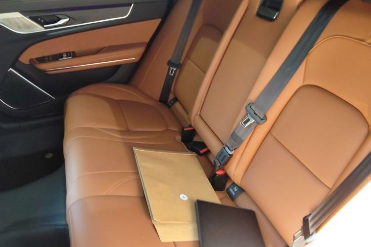 Used Jaguar XFL 2022 XFL 2.0T P250 Two-Wheel-Drive Elite Sport Edition Left Rear Seat