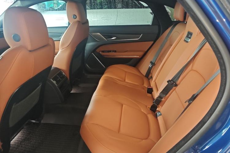 Used Jaguar XFL 2022 XFL 2.0T P250 Two-Wheel-Drive Elite Sport Edition Left Rear Seat