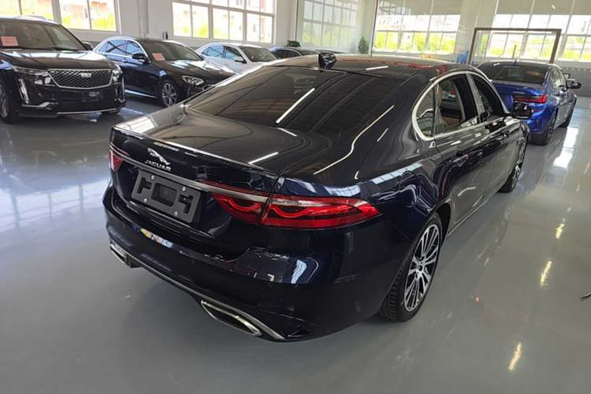 Used Jaguar XFL 2022 XFL 2.0T P250 Two-Wheel-Drive Prestige Luxury Edition Rear Right 45 Deg