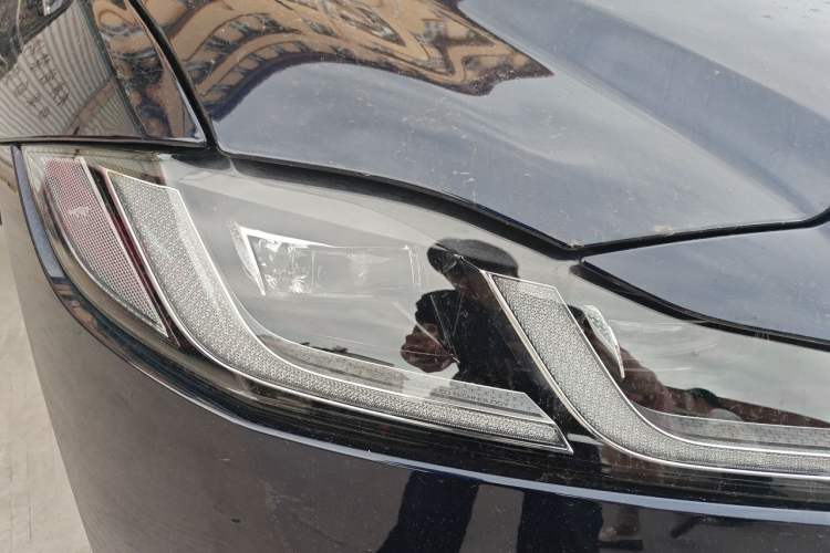 Used Jaguar XFL 2022 XFL 2.0T P200 Two-Wheel-Drive Elite Luxury Edition Right Front Headlight