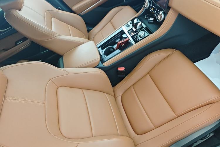 Used Jaguar XFL 2022 XFL 2.0T P250 Two-Wheel-Drive Elite Sport Edition Right Front Seat