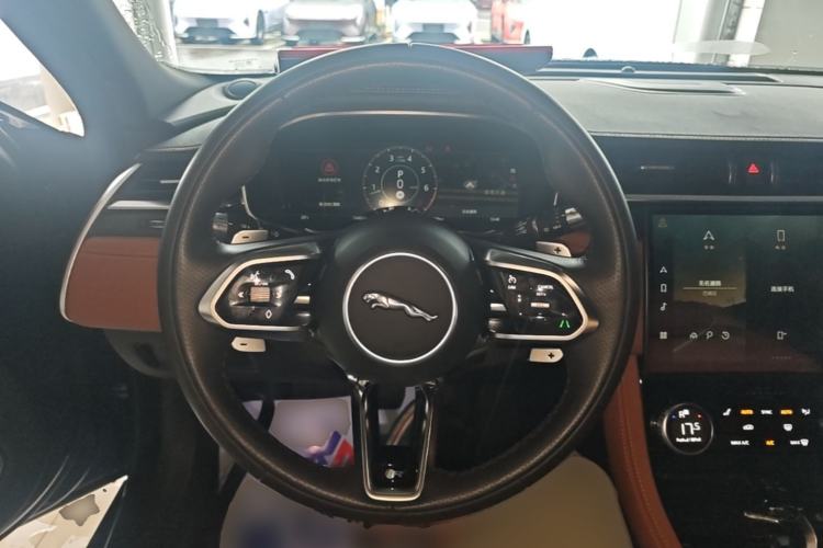 Used Jaguar XFL 2022 XFL 2.0T P250 Two-Wheel-Drive Elite Sport Edition Steering Wheel