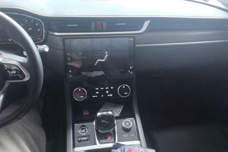 Used Jaguar XFL 2022 XFL 2.0T P200 Two-Wheel-Drive Elite Luxury Edition Audio And AC Panel