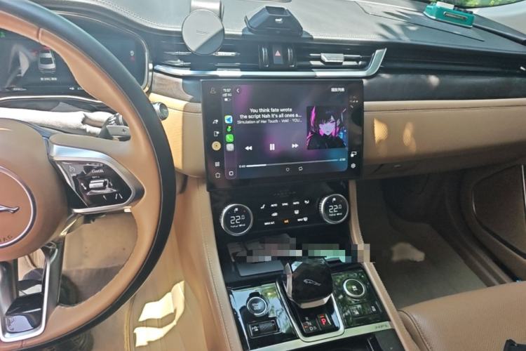 Used Jaguar XFL 2022 XFL 2.0T P250 Two-Wheel-Drive Prestige Luxury Edition Audio And AC Panel